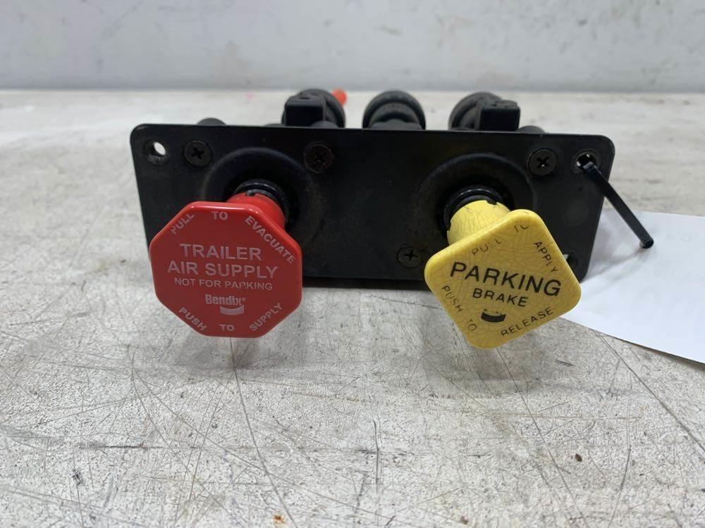 Sterling A9500 Transport - drugo