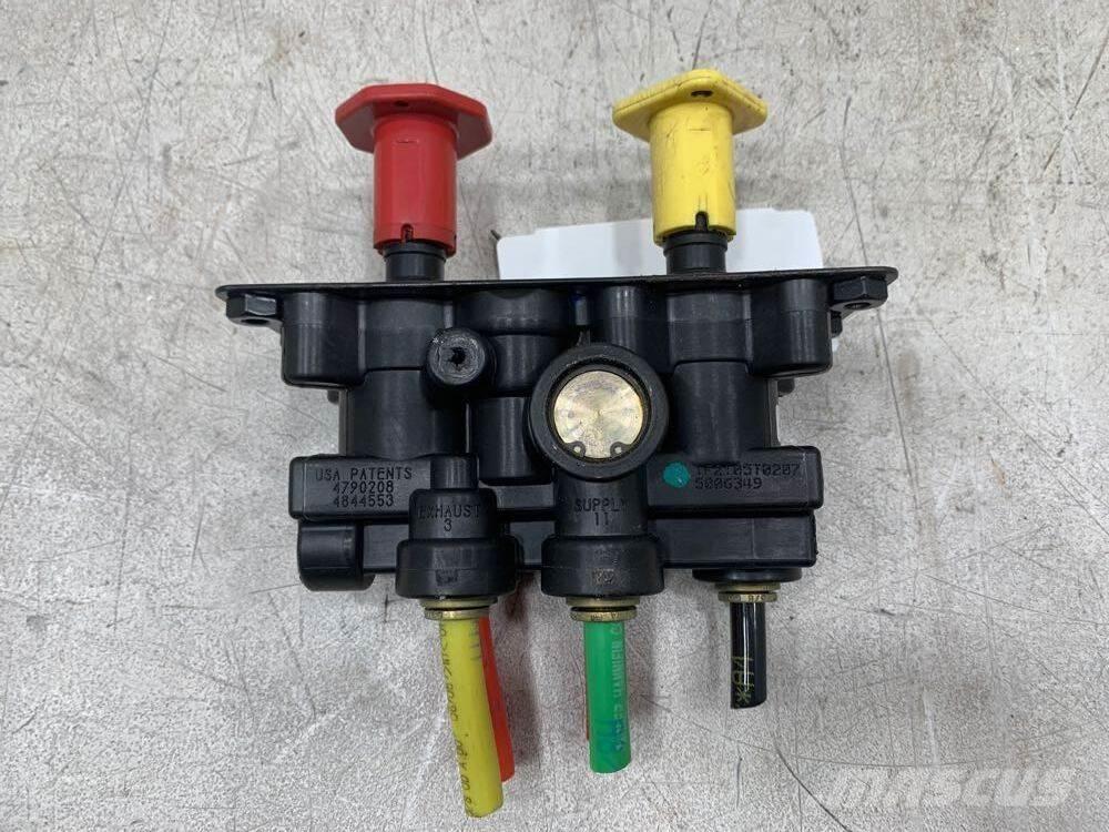 Sterling A9500 Transport - drugo