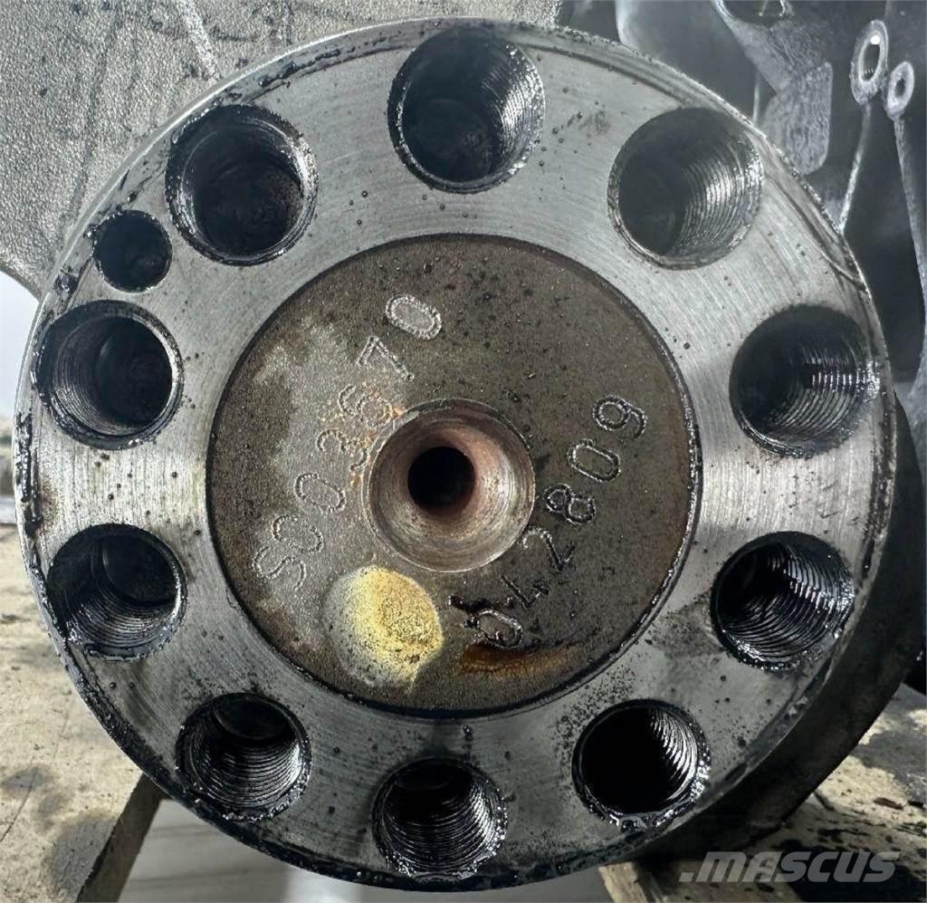 International MaxxForce 13 Transport - drugo