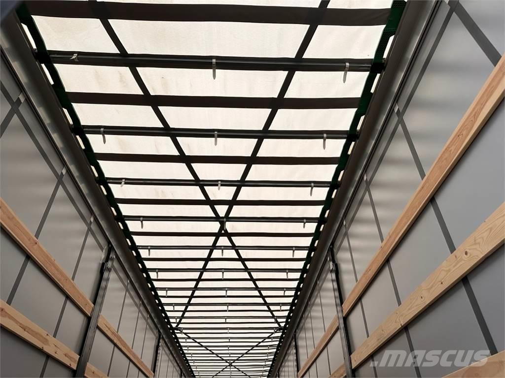 Kässbohrer Truckbeslag, Plywood bund Polprikolice s ponjavo