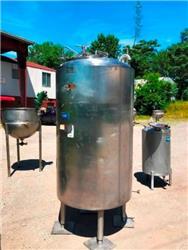  350 Gal Jacketed Vertical Stainless Steel Tank No 