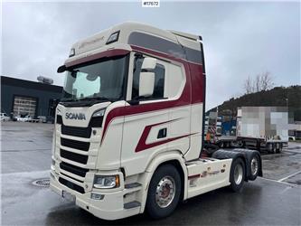 Scania R650 Tractor Truck 6x2