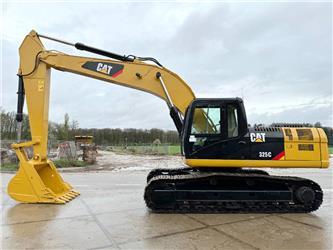 CAT 325CL - New Condition / Low Hours