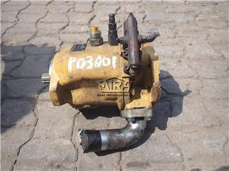 CAT 926 M/ Pumpe für Zylinder