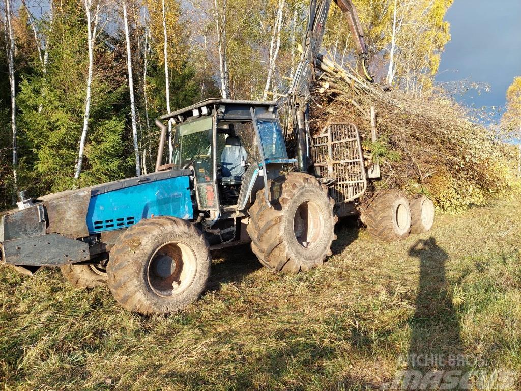 Valtra 8400 Gozdarski traktorji