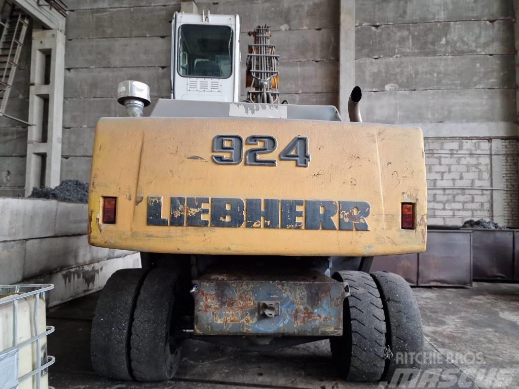 Liebherr A 924 BHD Litronic Bagri za prekladanje primarnih/sekundarnih surovin