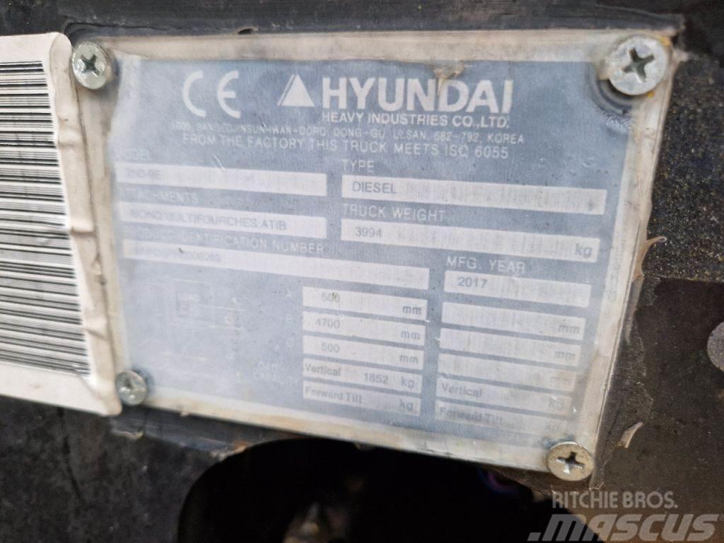 Hyundai 25D-9E Dizelski viličarji