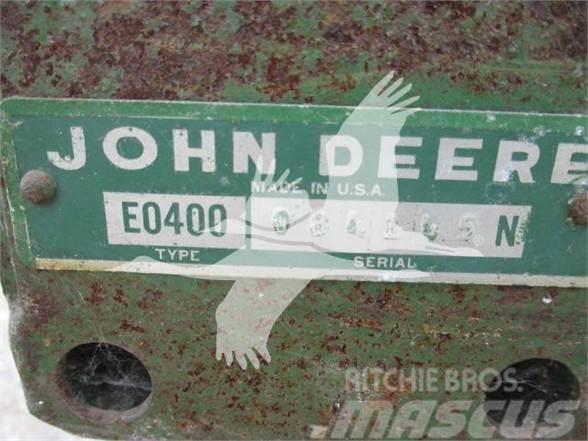 John Deere 400 Ostali priključki in naprave za pripravo tal