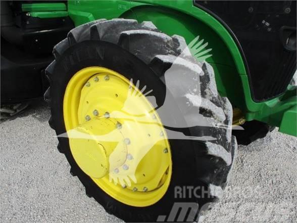 John Deere 7230R Traktorji