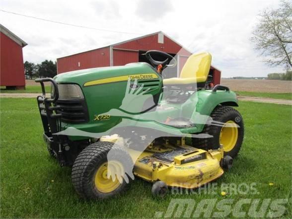 John Deere X720 Vrtni traktor kosilnice