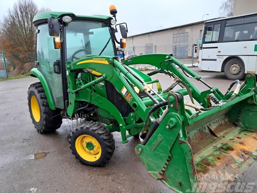 John Deere 3045 R Manjši traktorji