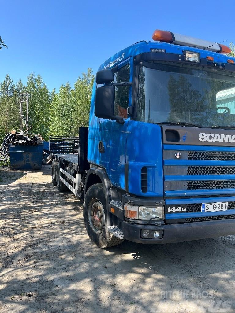 Scania koneenkuljetusauto 144 G Drugi tovornjaki