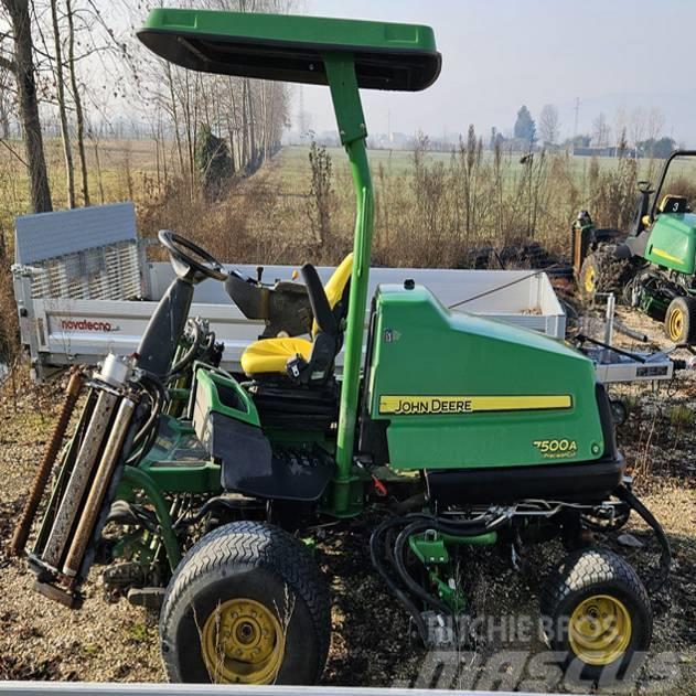 John Deere 7500 A Vrtni traktor kosilnice