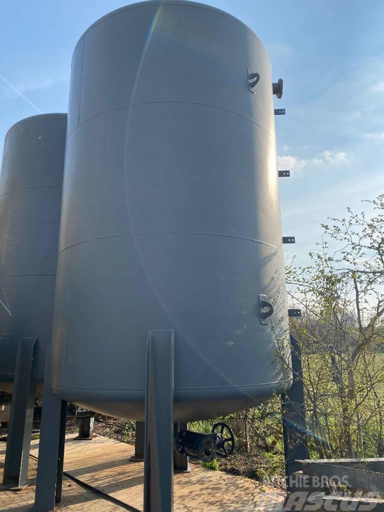  water tank(en) 35 m³ Stroji za presejanje