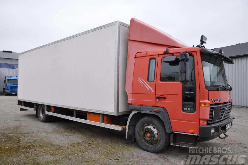 Volvo FL614 4X2 Tovornjaki za prevoz živine