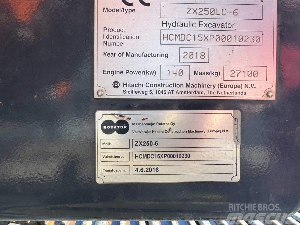 Hitachi ZX 250 LC N-6 Bagri goseničarji