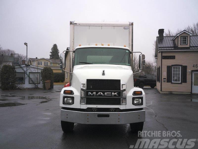 Mack MD 6 Drugi tovornjaki
