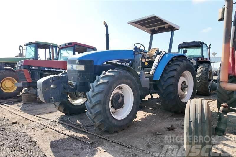New Holland TM150Â TractorÂ Now stripping for spar Traktorji