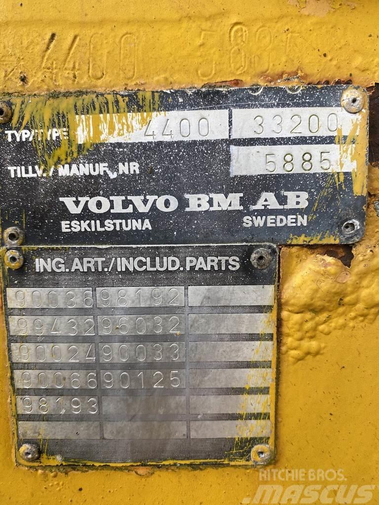 Volvo BM 4400 Kolesni nakladalci