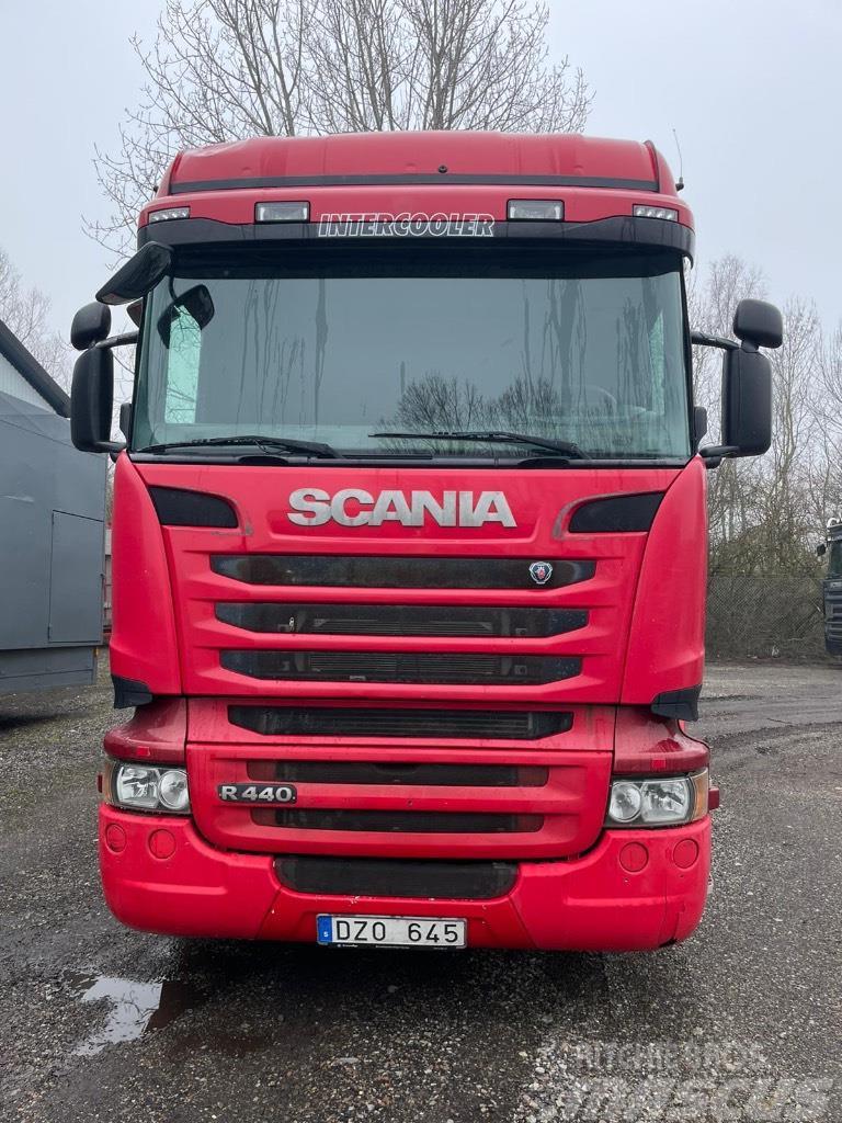 Scania R 440 Tovornjaki zabojniki