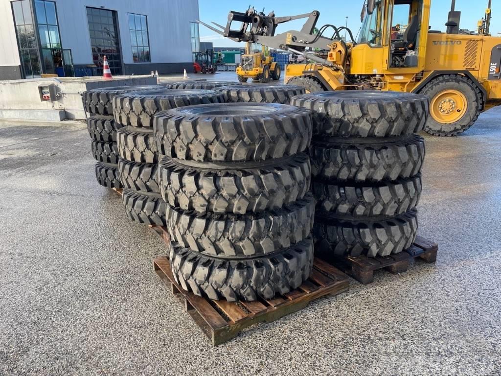  Tiron 10.00-20 Crane tires 3x sets Bagri na kolesih