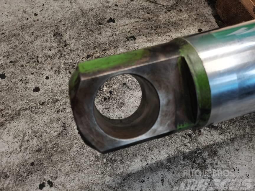 Merlo 40.18 Roto main cylinder Boom in dipper roke