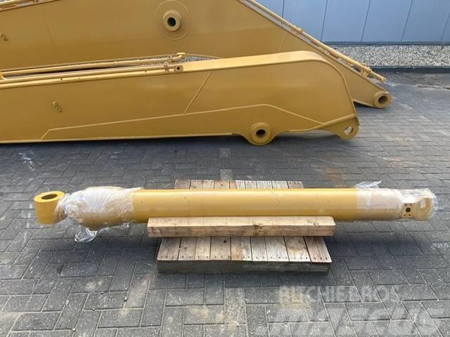 CAT NEW 330/336 Long Reach Front + Bucket with teeth Nakladalne žlice
