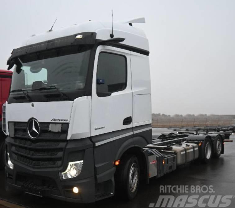 Mercedes-Benz Actros 2545 LnR MP5 E6 / 2021/ Low Deck / Mega / Kontejnerski tovornjaki