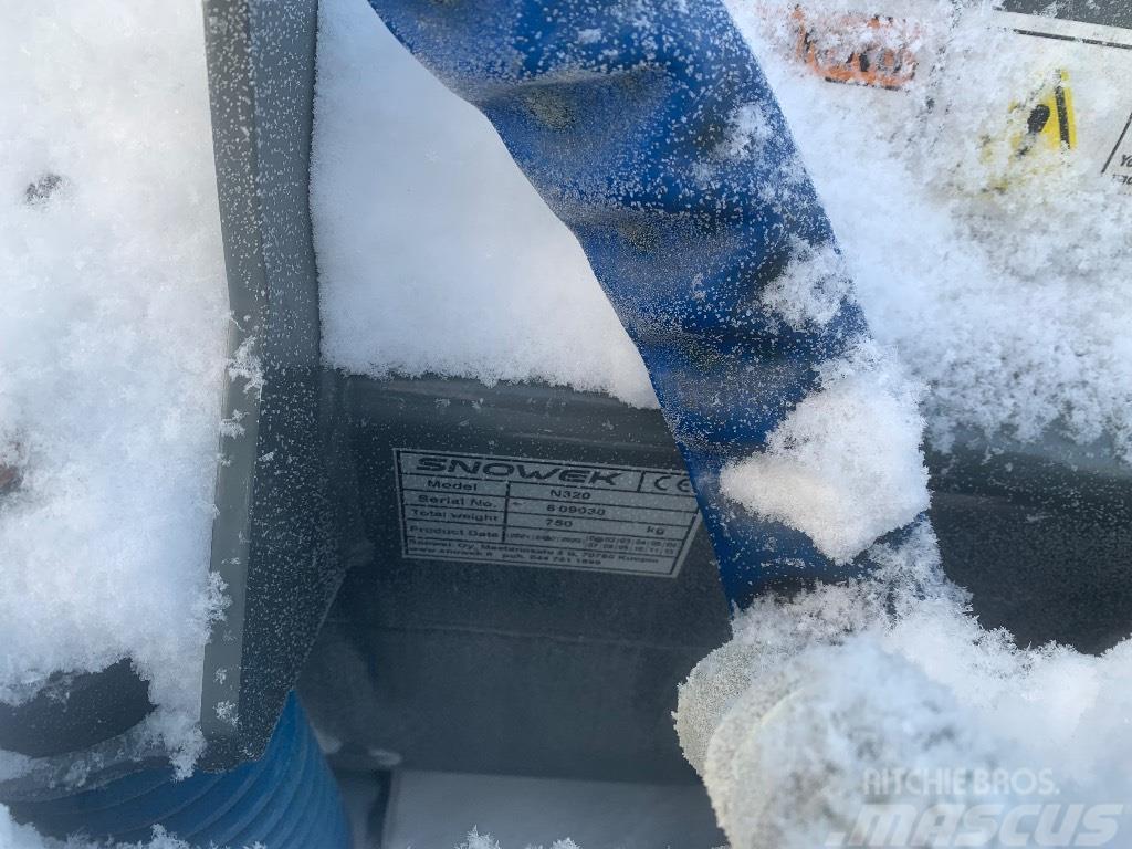 Snowek N320 Snežne deske in plugi
