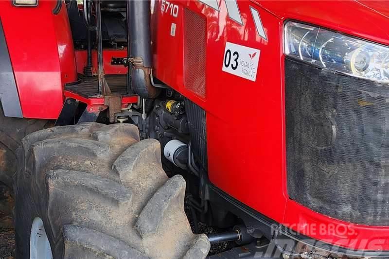 Massey Ferguson 5710 Traktorji