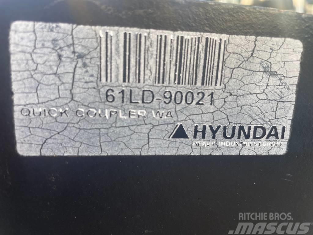 Hyundai Adapter HL757-7 to Volvo L50 - L120 Hitre spojke