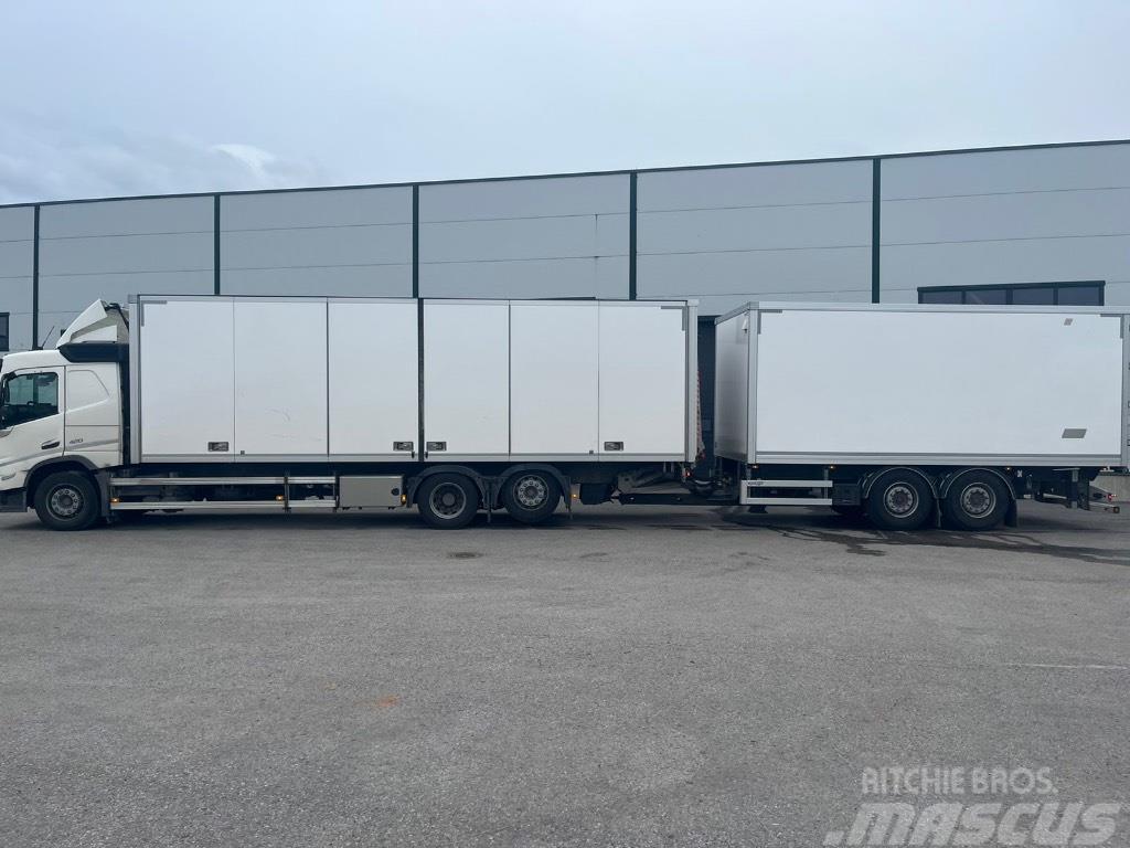 Volvo FM -Truck 21pll + trailer 15pll (36pll) - two truc Tovornjaki zabojniki