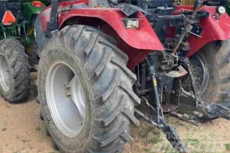 Case IH Farmall 90JXM Traktorji