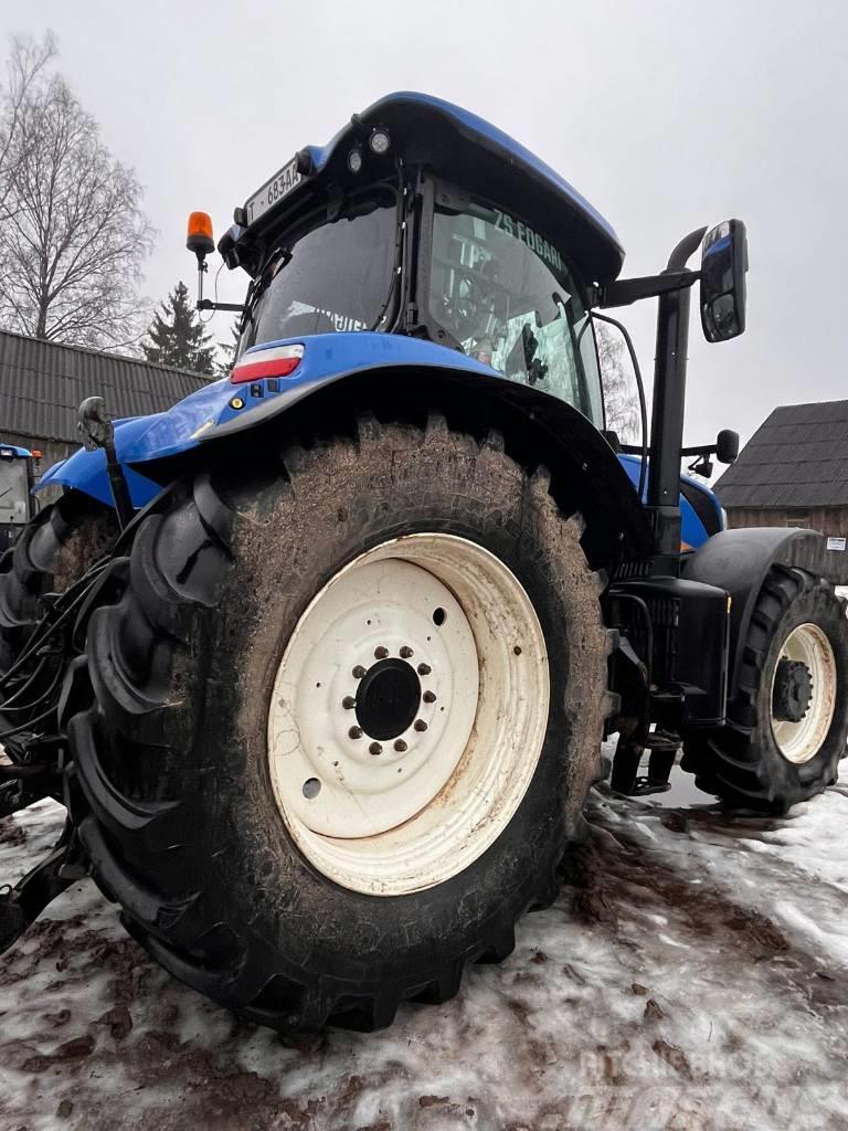 New Holland T 7.230 Traktorji
