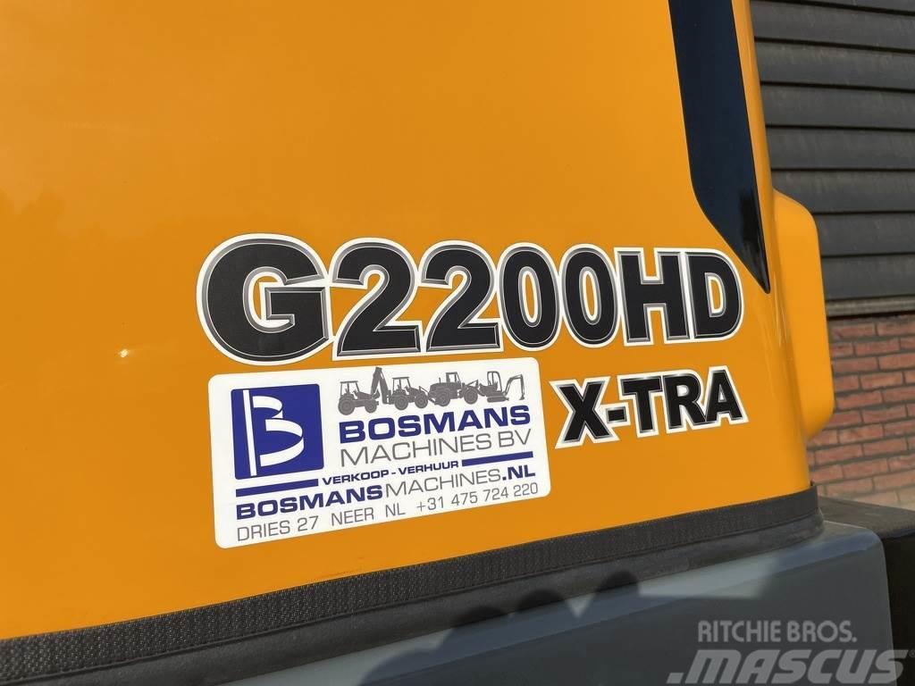 GiANT G2200 HD X-TRA minishovel NIEUW €570 LEASE Kolesni nakladalci