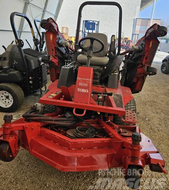 Toro GROUNDSMASTER 4000D Vrtni traktor kosilnice