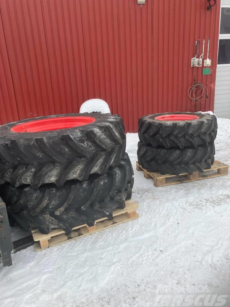  Däck och fälg 480/70R34 - 380/70R24 Druga oprema za traktorje