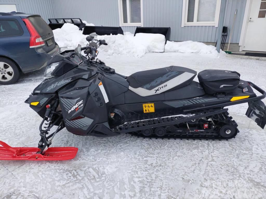 Ski-doo mxz 600 xrs Snežne sani
