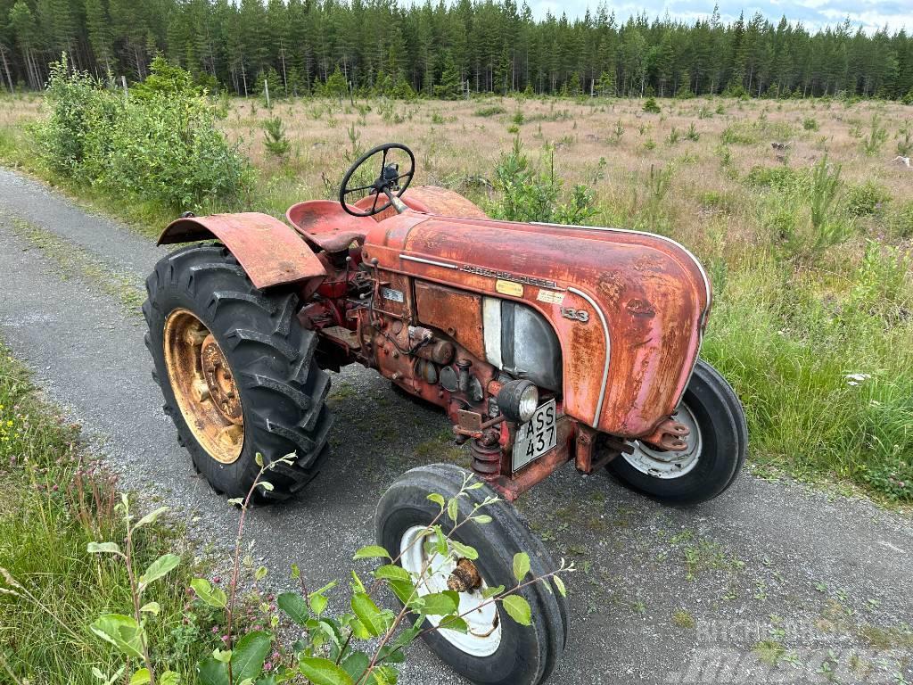 Porsche A133 traktor originalskick Traktorji
