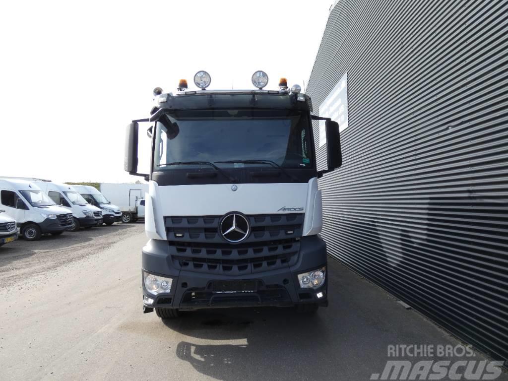 Mercedes-Benz Arocs 3251 Tovornjaki z žerjavom