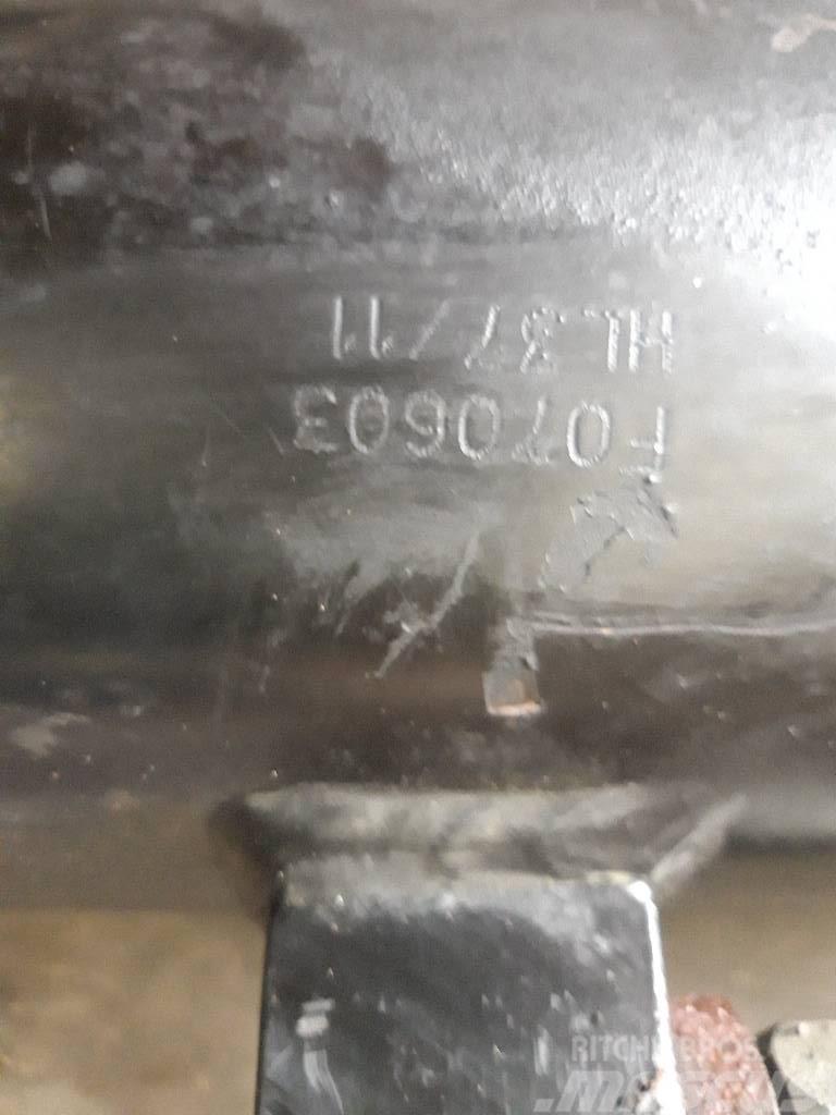 John Deere 1270 E Boom base Tilt Cylinder Hidravlika