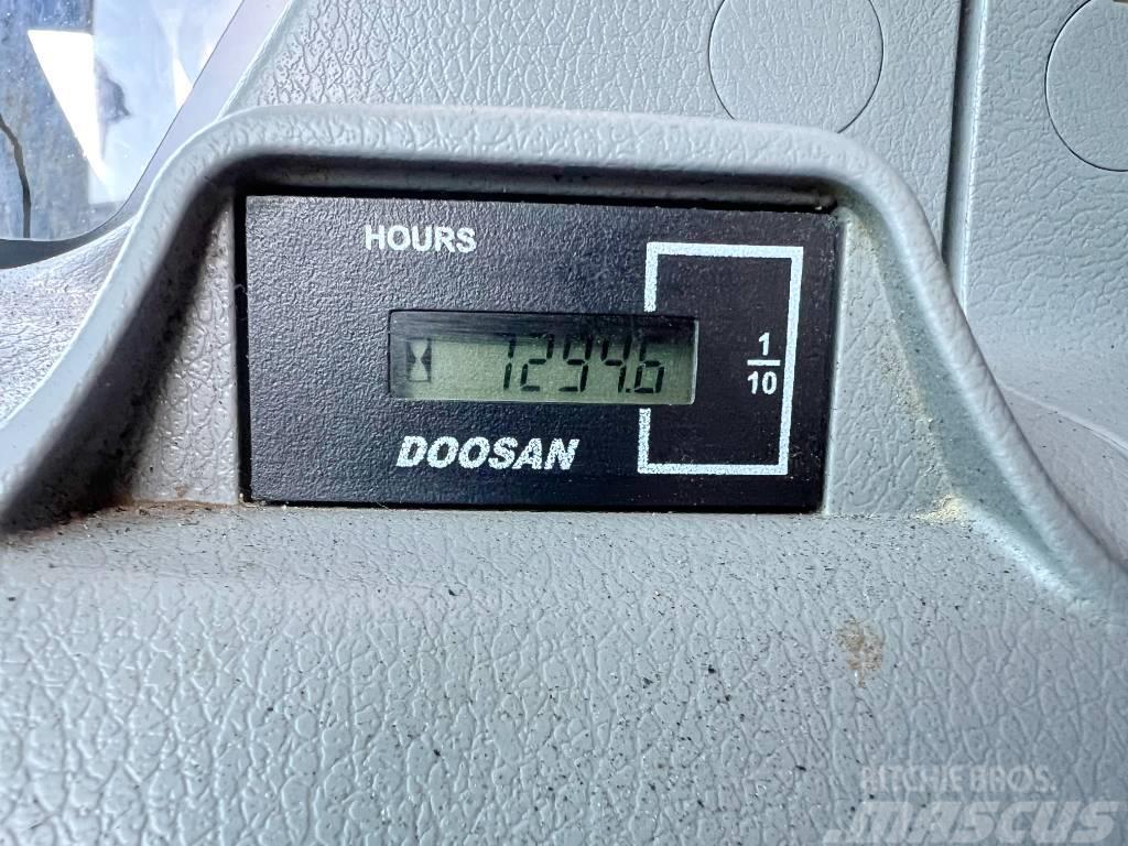 Doosan DX300LC-5 - Low Hours / Doosan DL08P Engine Bagri goseničarji