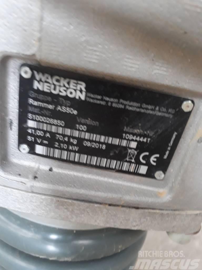 Wacker Neuson AS50e Vibro nabijači