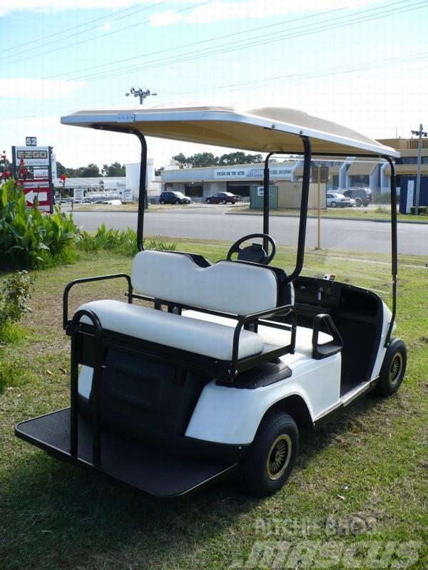 E-Z-GO TXT Vozila za golf