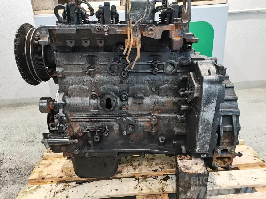New Holland LM 5060 {hull engine  Iveco 445TA} Motorji