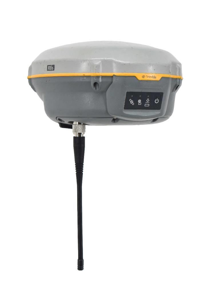 Trimble Single R8 Model S 410-470 MHz GPS Rover Receiver Drugi deli
