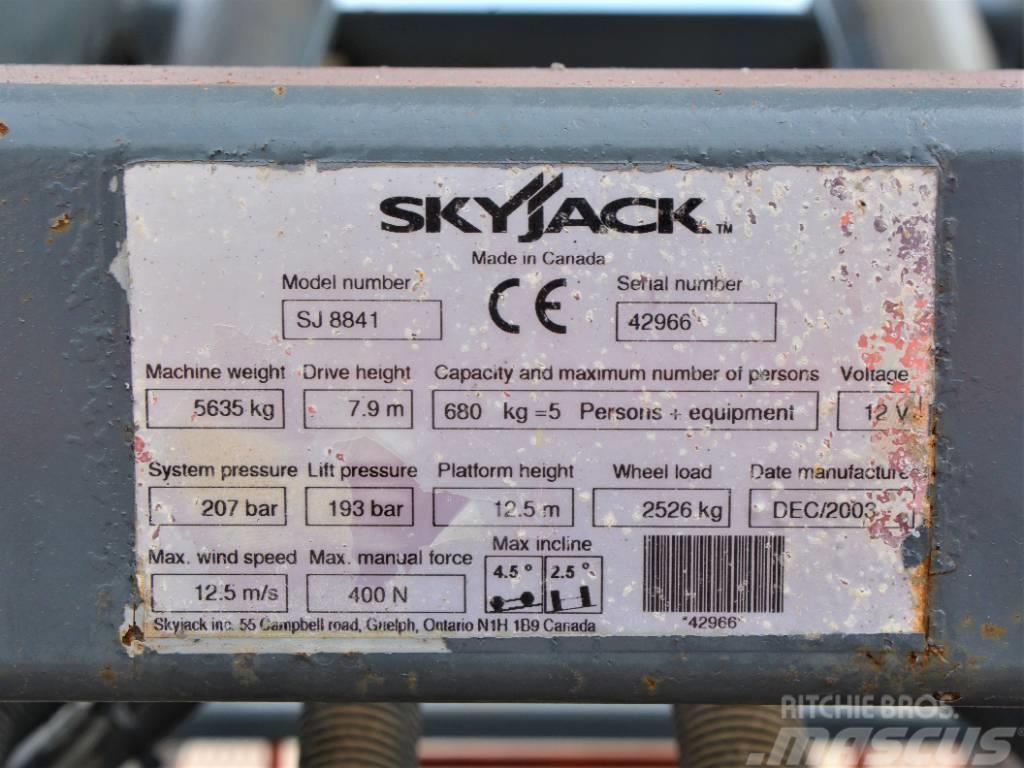 SkyJack SJ 8841 RT Škarjaste dvižne ploščadi