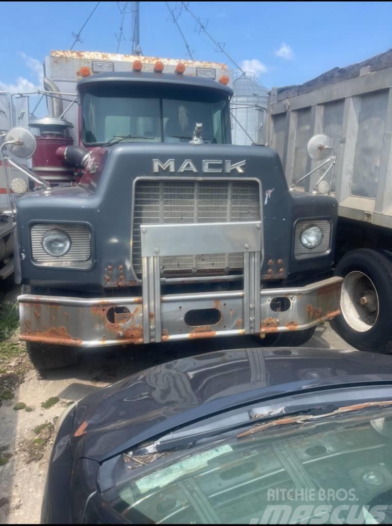 Mack Truck Kiper tovornjaki
