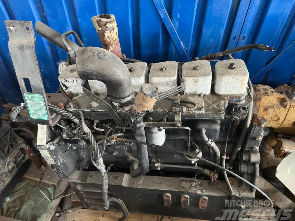 CASE 6-590 ENGINE Motorji
