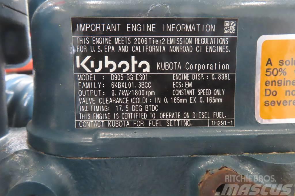 Kubota D905 Motorji